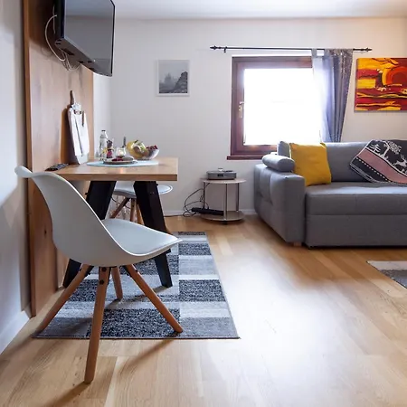Land- Und Apartmenthaus Kapelln Apartamento