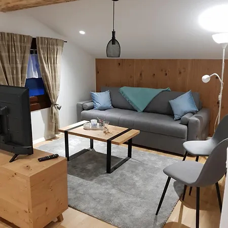 Land- Und Apartmenthaus Kapelln شقة